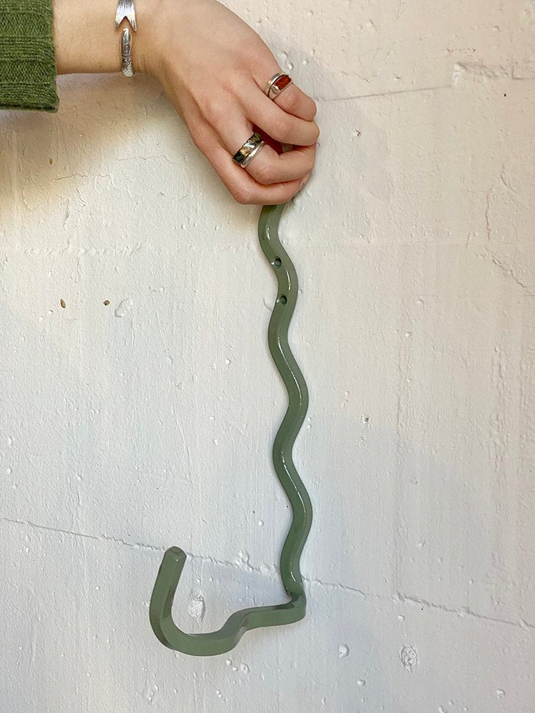 Wave Plant Hook