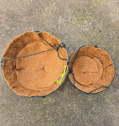 Hanging Wire Basket with a 100% Biodegradable Coir Liner