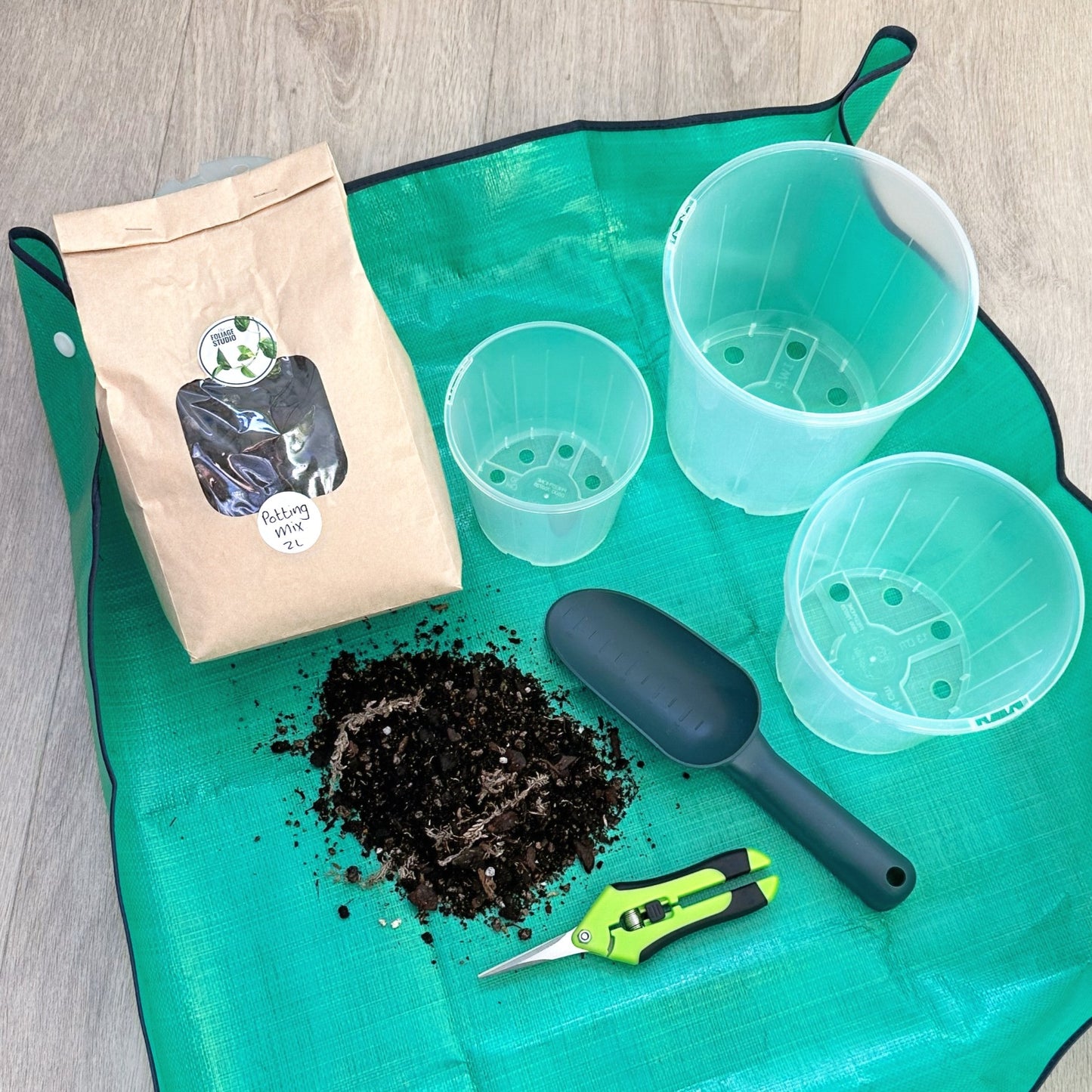 Potting Gift Set (2)_edited.jpg