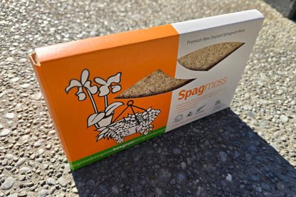 Sphagnum Moss Petal Grade - Small Brick