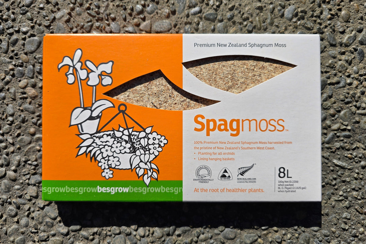 Sphagnum Moss Petal Grade - Small Brick