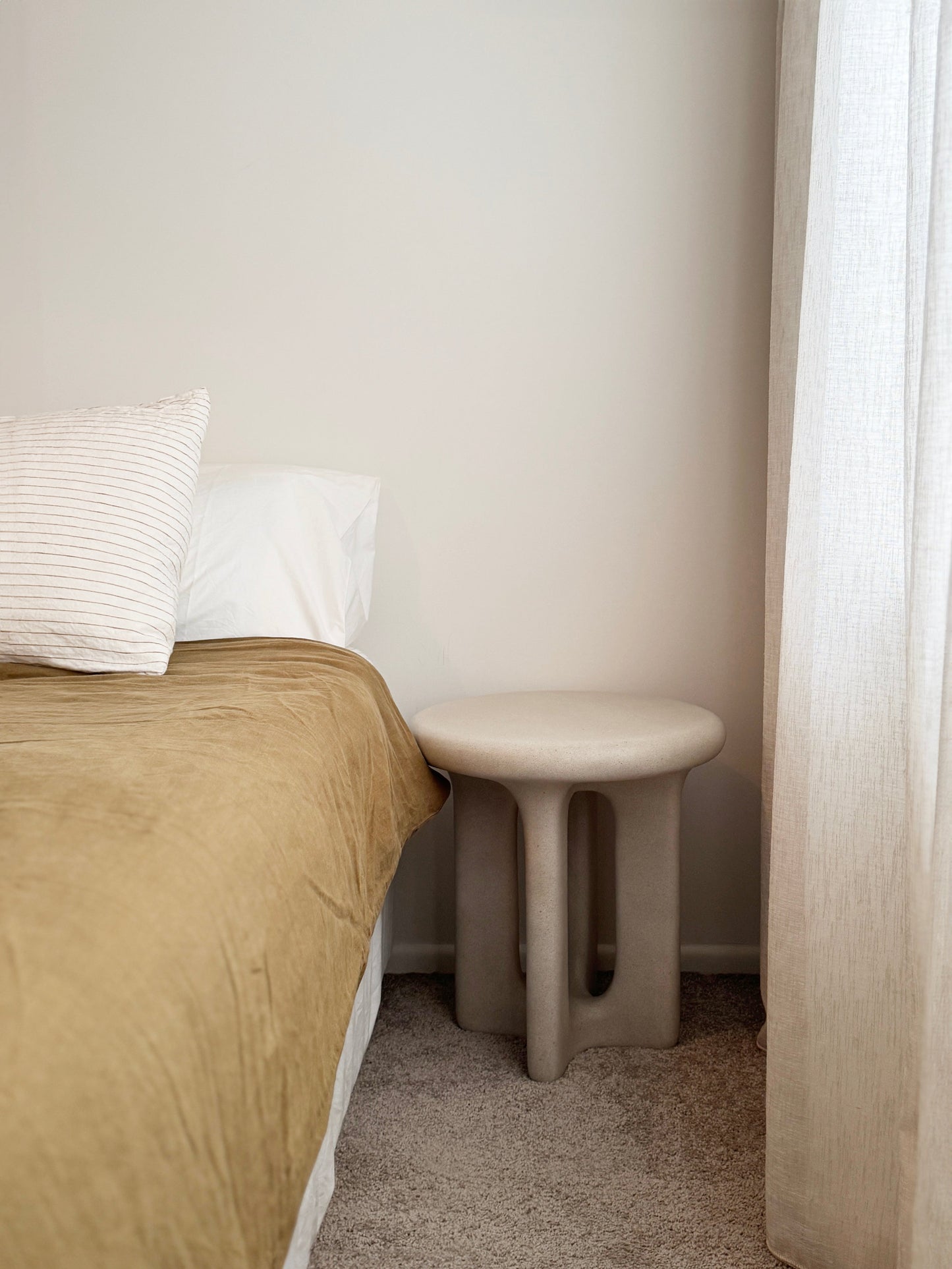 Vista Yepa End Table